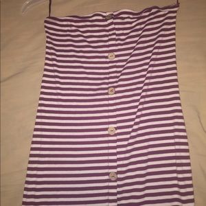 sleeveless dress